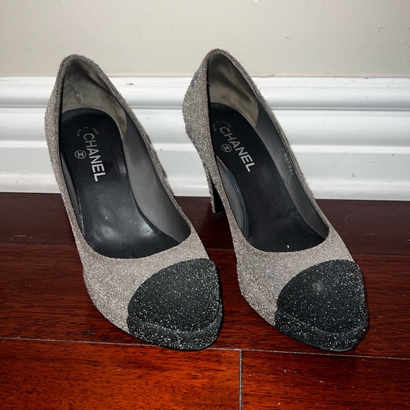 Authentic Chanel shoes in excellent condition.